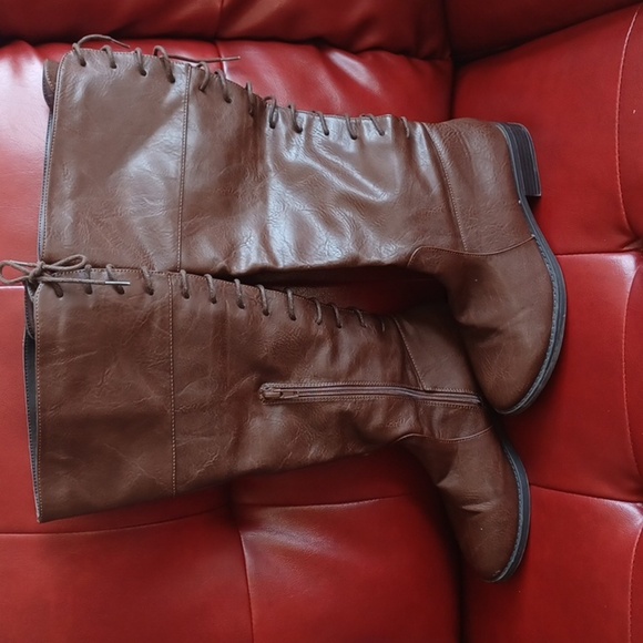 Charlotte Russe Brown lace up boots, 7, EUC, side zip - Picture 1 of 8